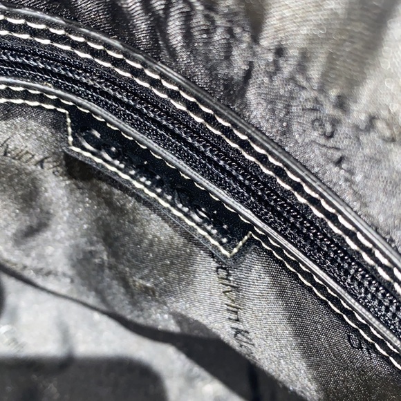 Calvin Klein black white chevron handbag NWT - Picture 7 of 11